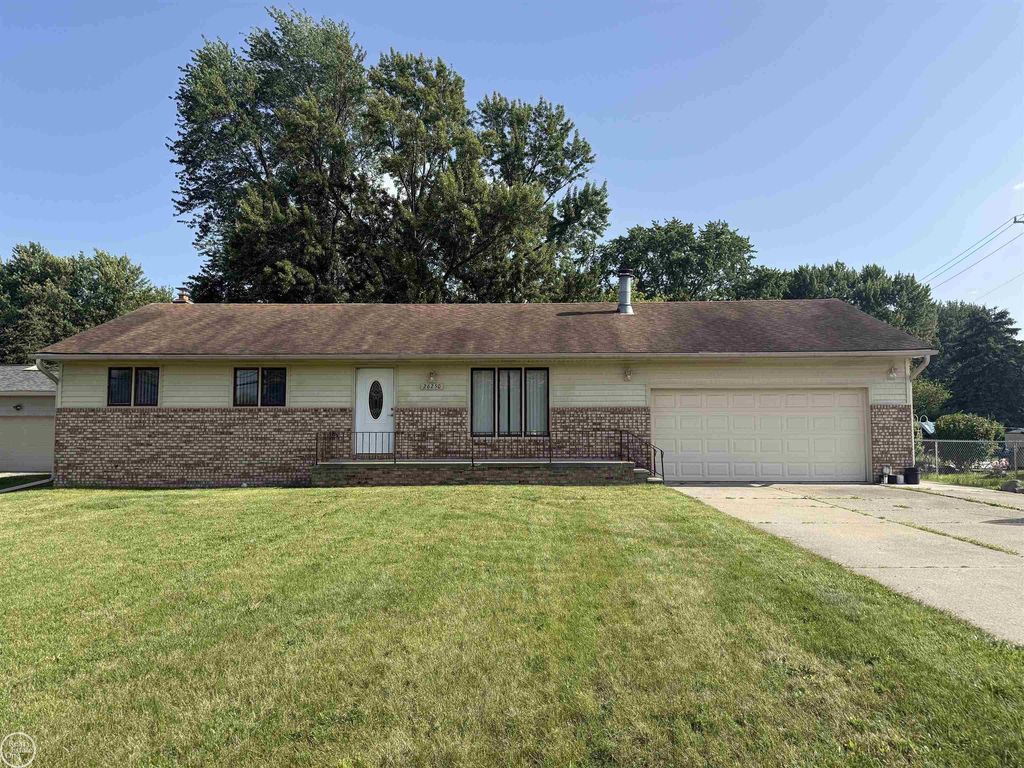 26250 South River Road Rd, Harrison charter township