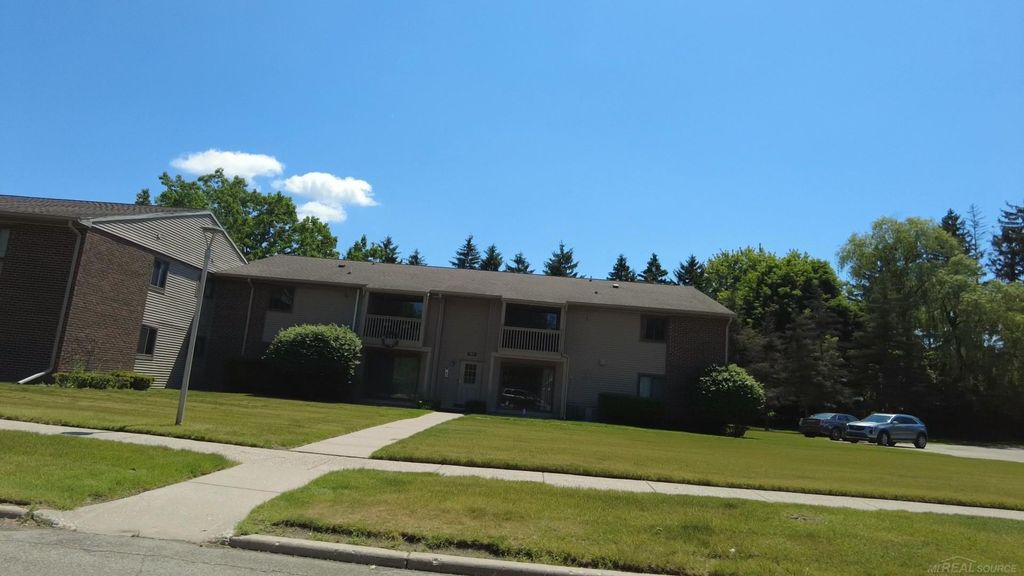 5400 Maple Ridge Rd, Haslett