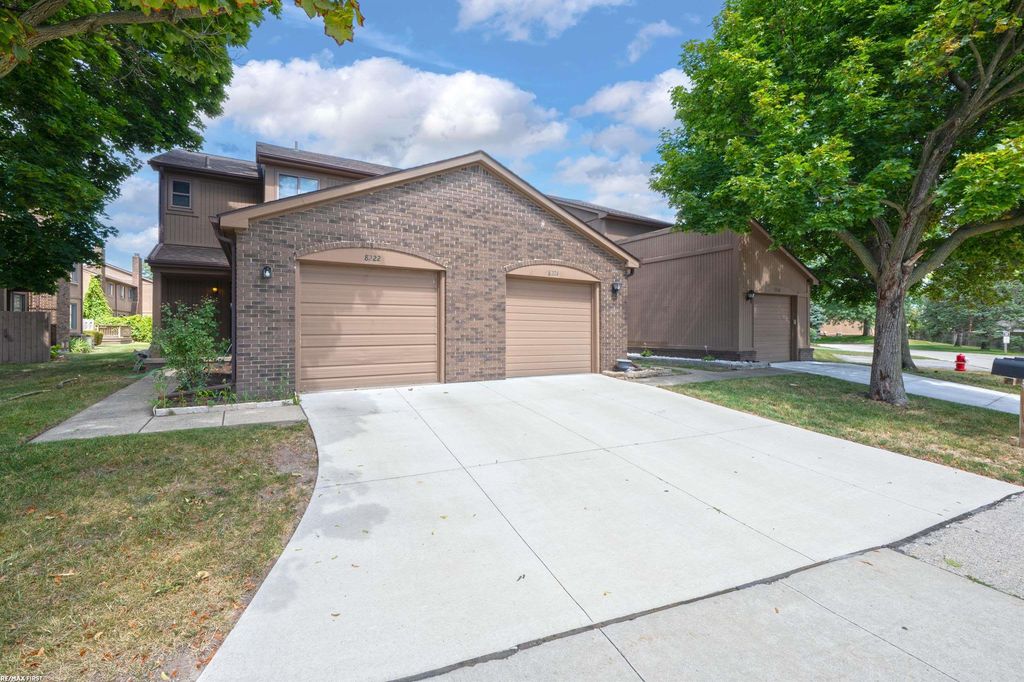 8224 Clay Court Ct, Sterling Heights