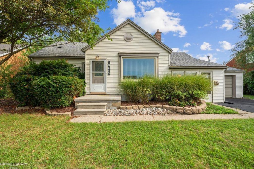 20585 Anita Rd, Harper Woods city