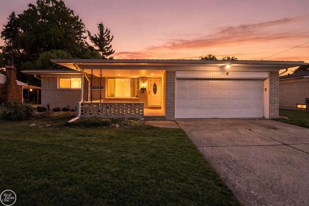 30909 Scrivo Dr, Warren city