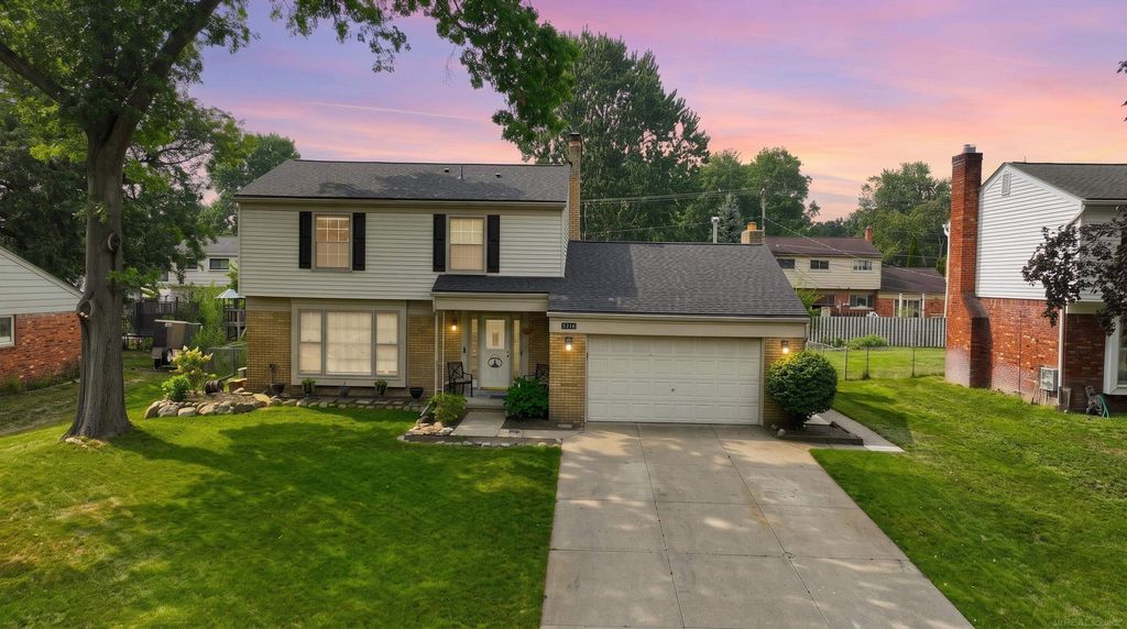 8916 Tamarack Dr, Shelby charter township