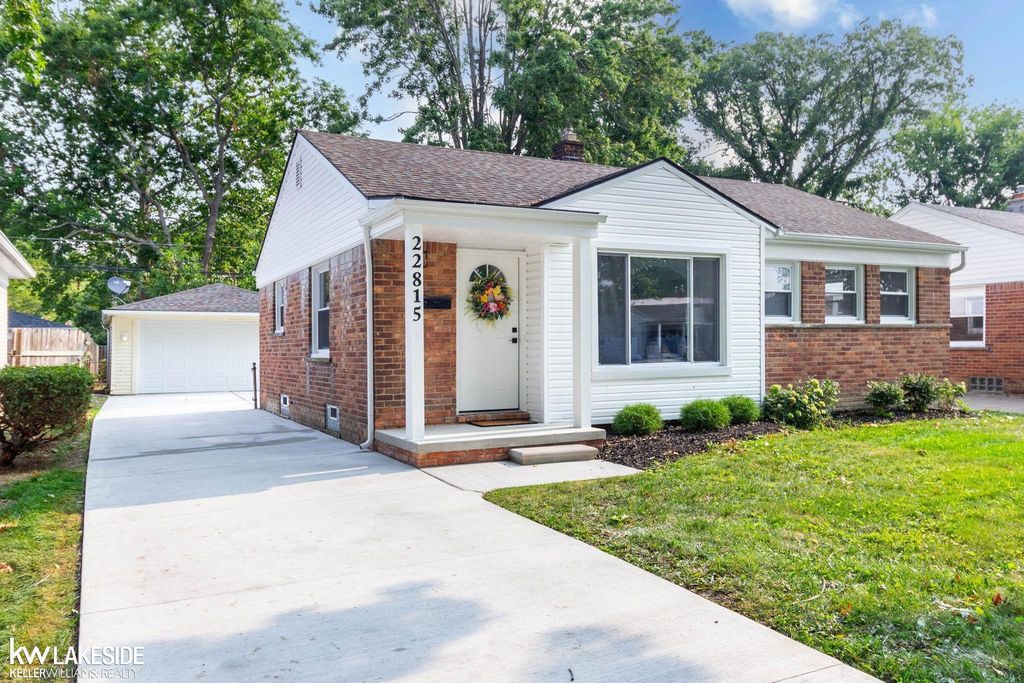 22815 Carolina St, Saint Clair Shores
