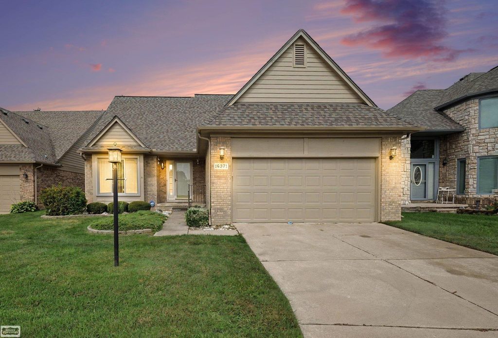 16371 Paint Creek Cir, Macomb