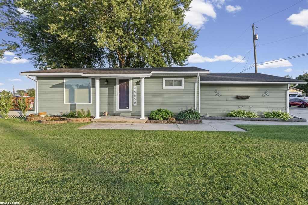 48650 Jefferson Ave, Chesterfield township