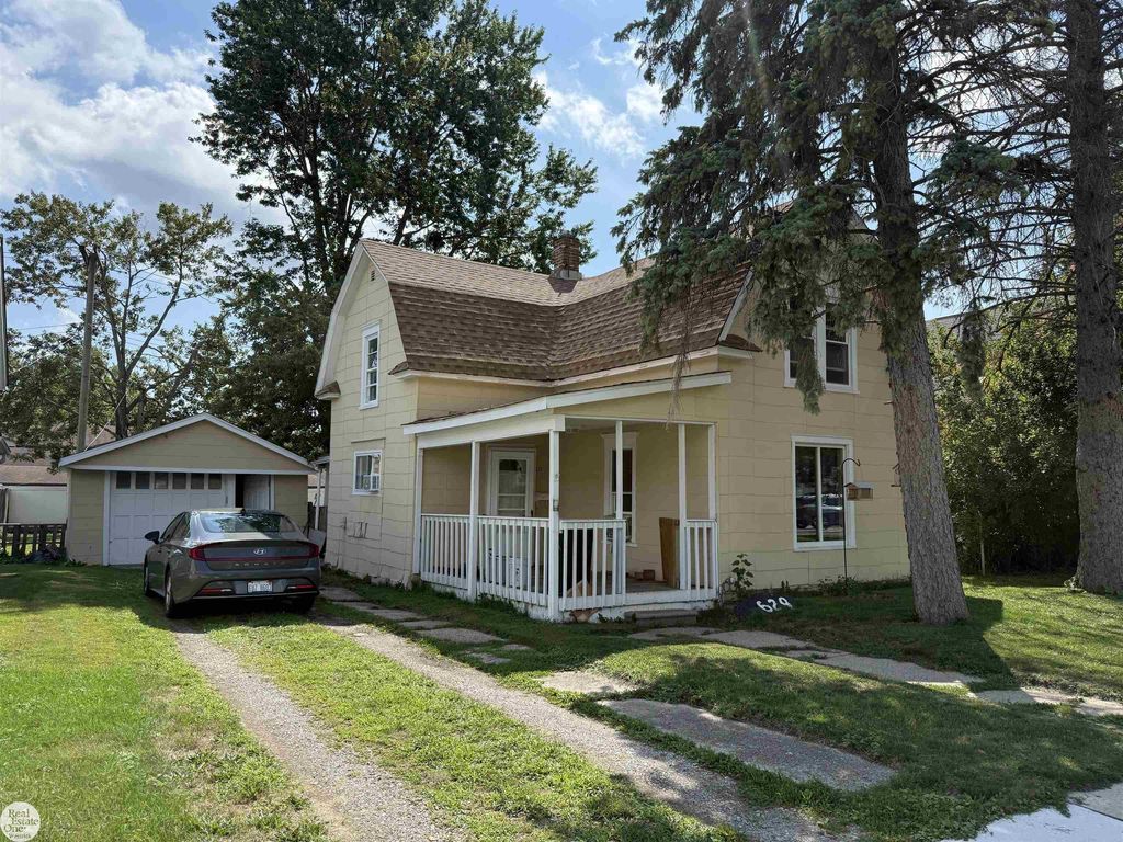 629 West Blvd, Marine City city