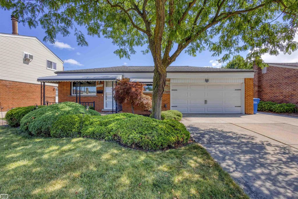 30924 Bradner Dr, Warren city