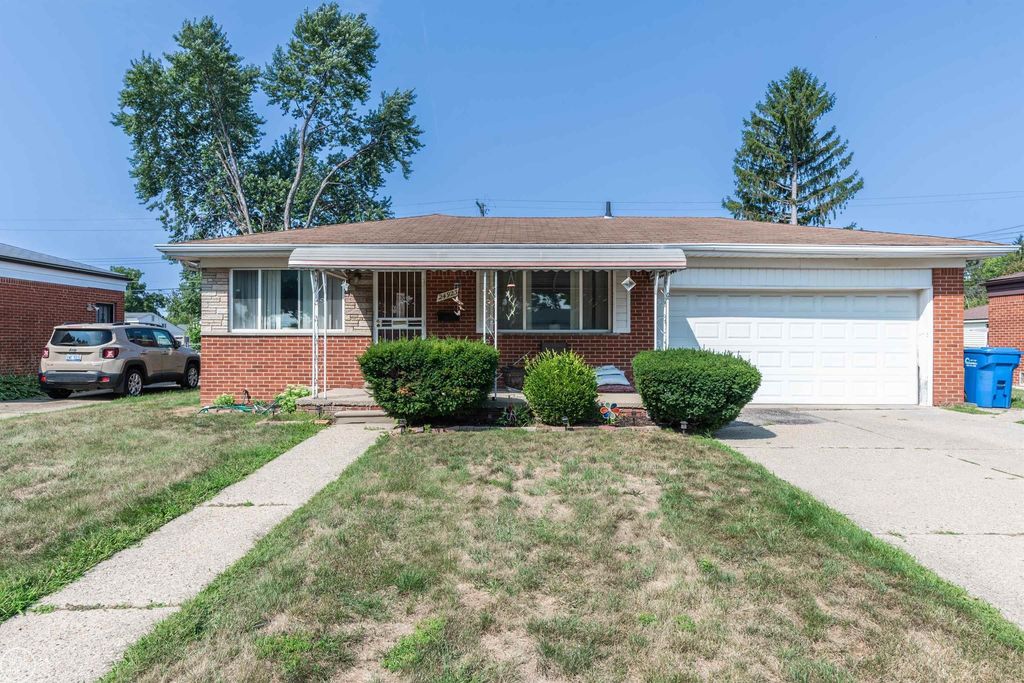 24923 Blackmar Ave, Warren city