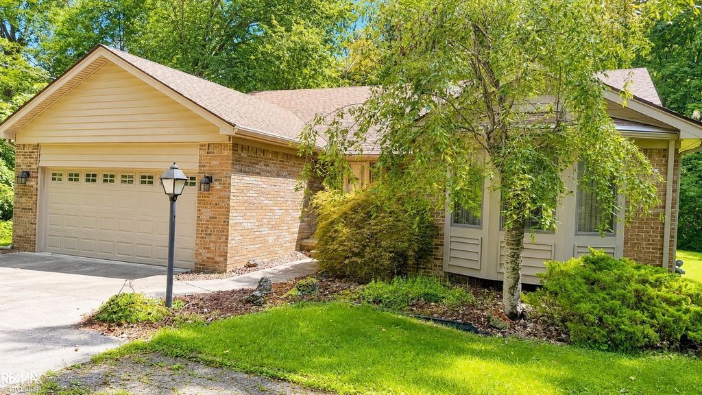 50450 Sass Rd, Chesterfield township