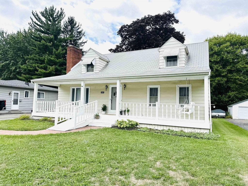 2297 Covert Rd, Burton city