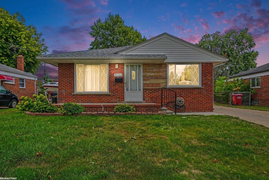 26740 Barbara St, Roseville city