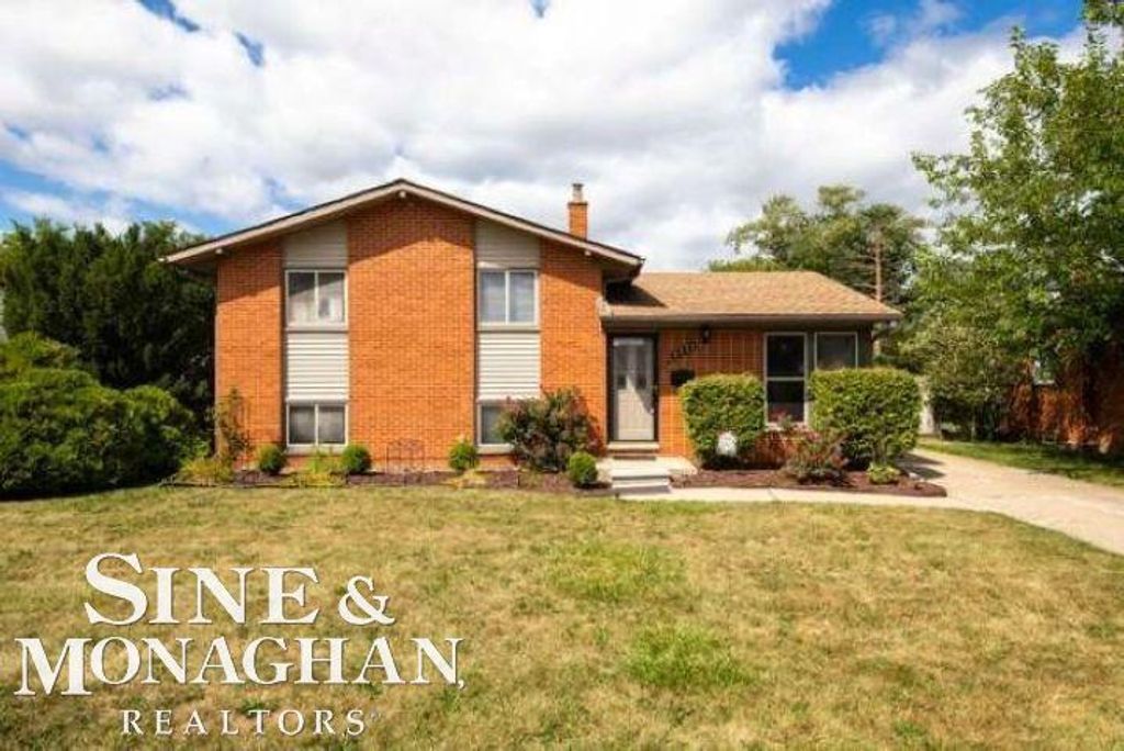 2331 Parliament Dr, Sterling Heights city
