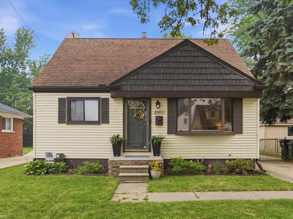 23801 Beverly St, St. Clair Shores city