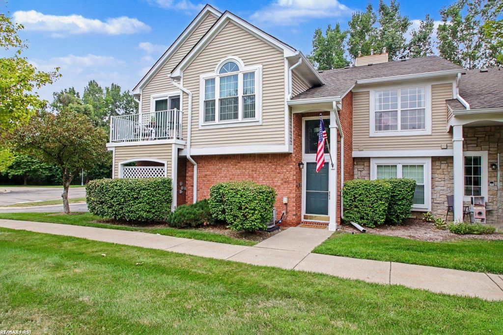 56300 Troon N None, Shelby Twp