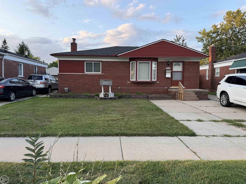 21419 E 13 Mile Rd, St. Clair Shores city