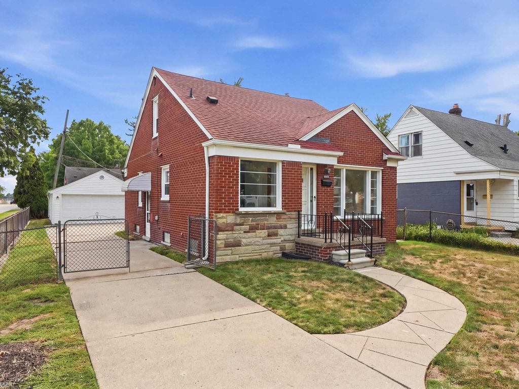 20712 Lancaster St, Harper Woods city