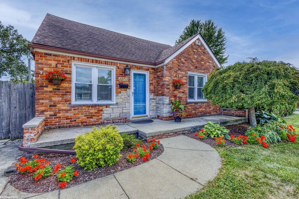 22712 Liberty St, St. Clair Shores city