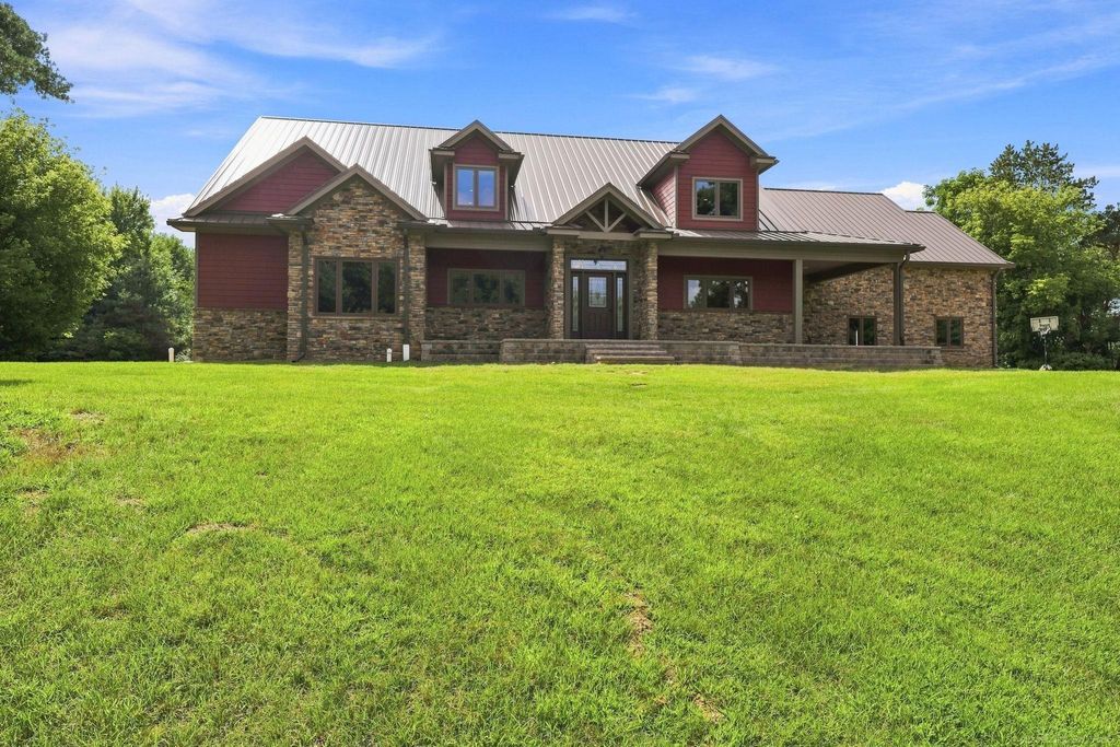 20600 29 Mile Rd Rd, Ray township