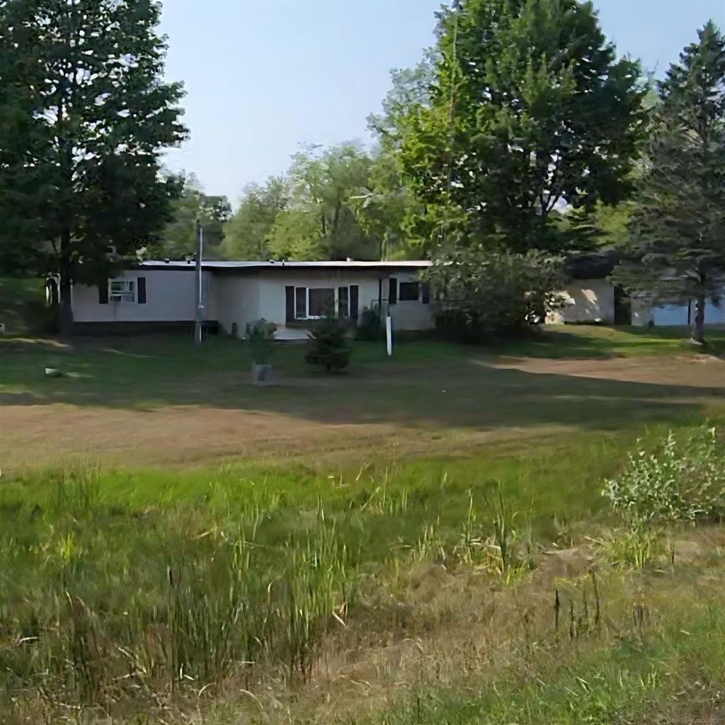 9796 Lake Of The Woods Rd Rd, Custer township