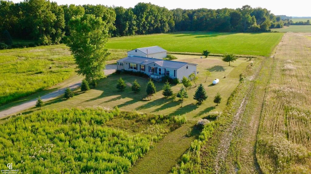 3188 Juhl Rd, Flynn township