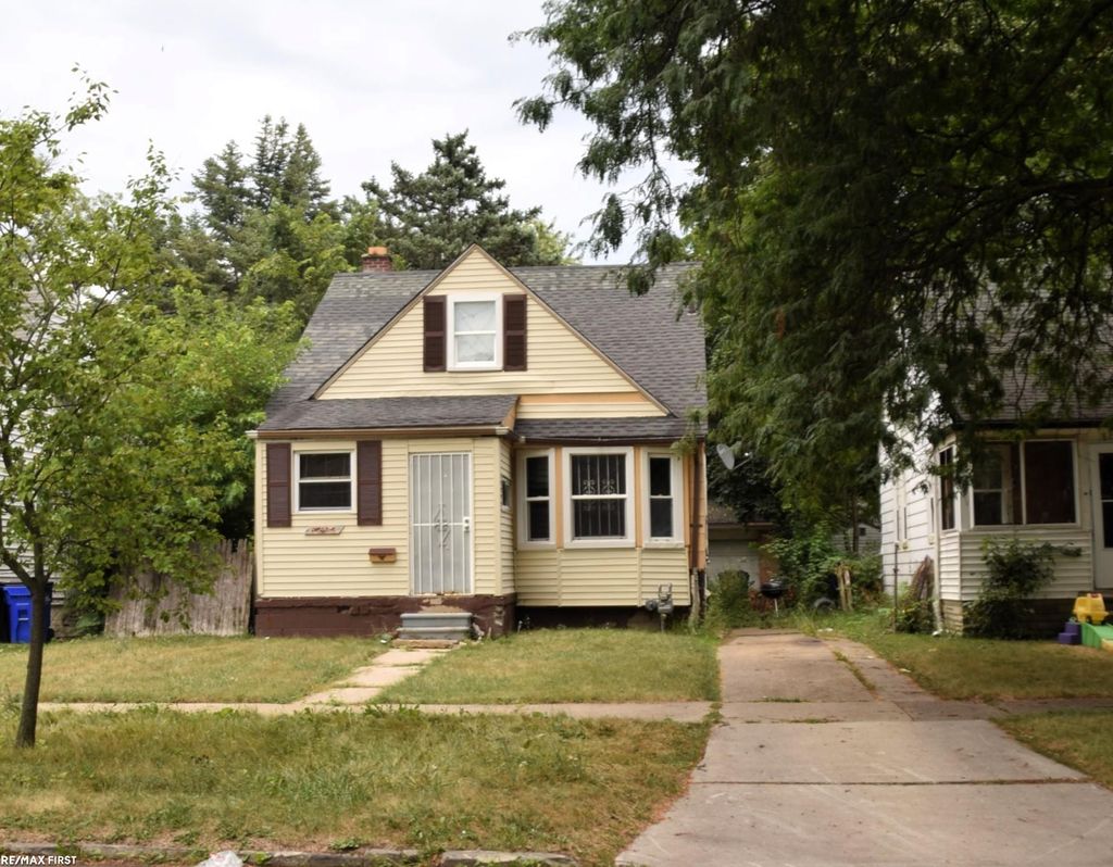 8292 Brace St, Detroit city