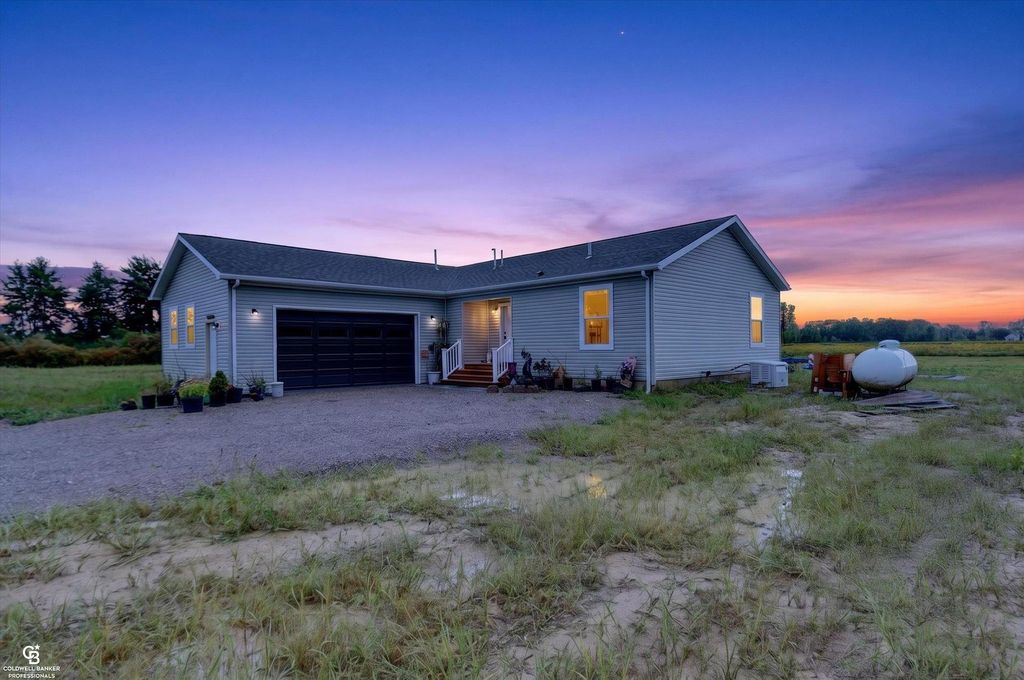 13177 Masters Rds, Riley township
