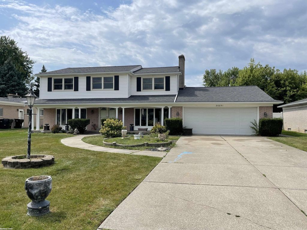 36851 Maas Dr, Sterling Heights city