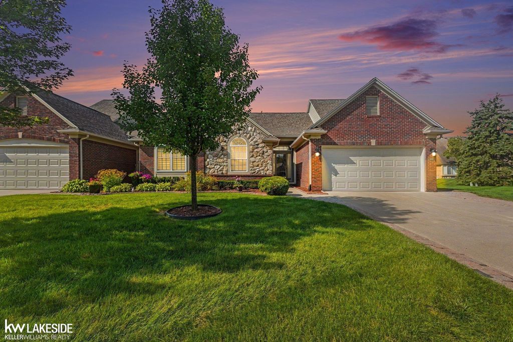 52843 Sable Dr, Macomb