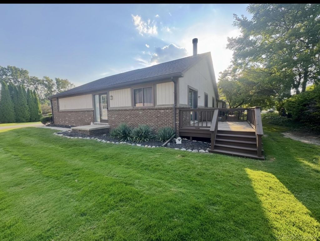 20543 Brandonwood  Dr, Clinton Township