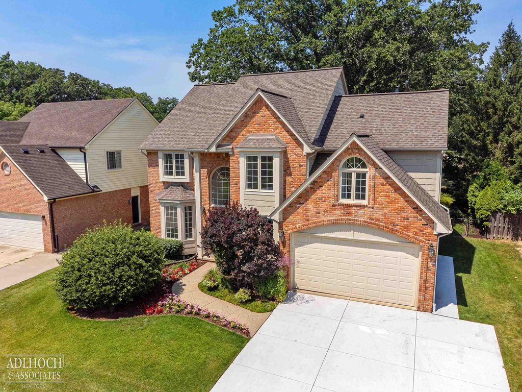 21473 Goethe, Grosse Pointe Woods city