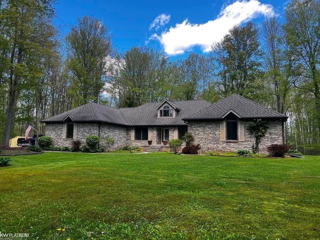 7690 Lambs Rd, Wales township