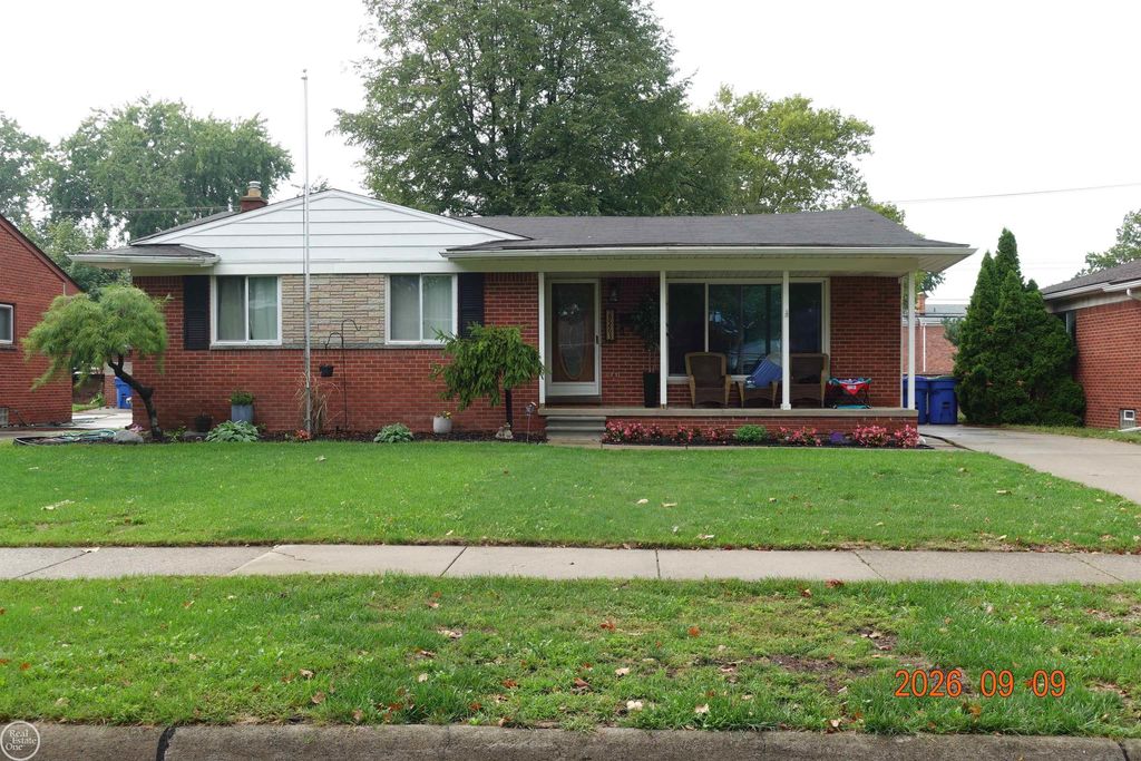 29263 Norma Dr, Warren city
