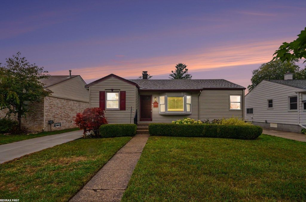 22801 Violet St, St. Clair Shores city