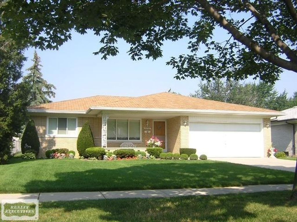 33725 Somerset Dr, Sterling Heights city