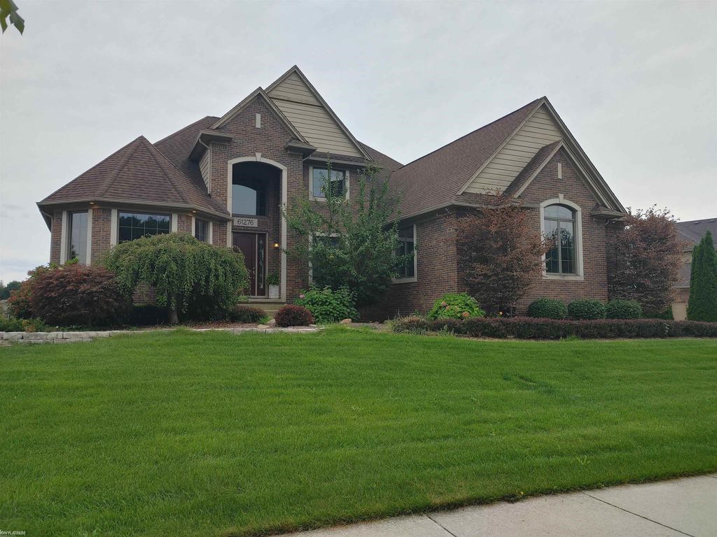 61276 Burningwood Dr, Washington Twp