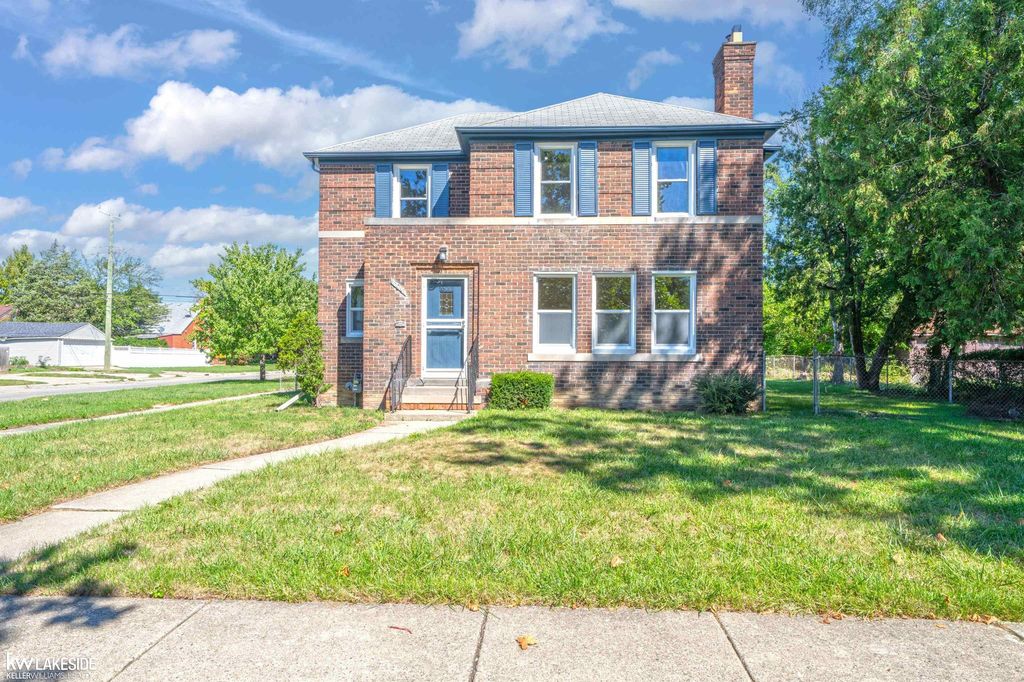 16001 Collingham, Detroit