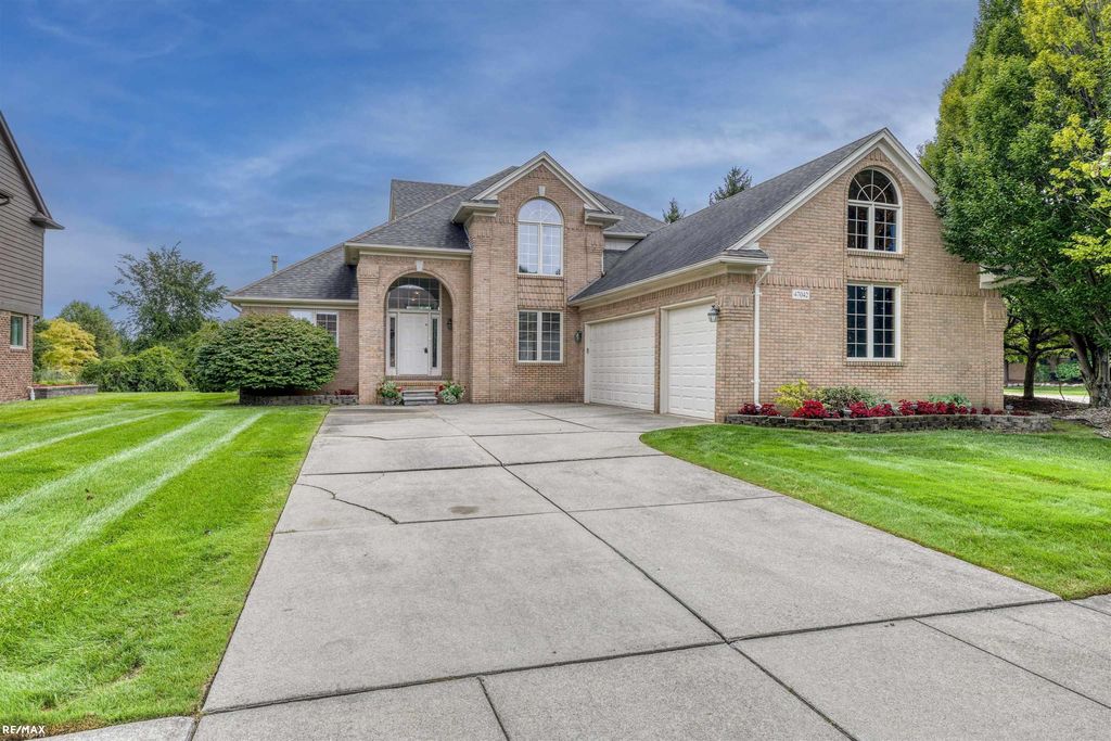 47042 Willingham, Shelby Twp