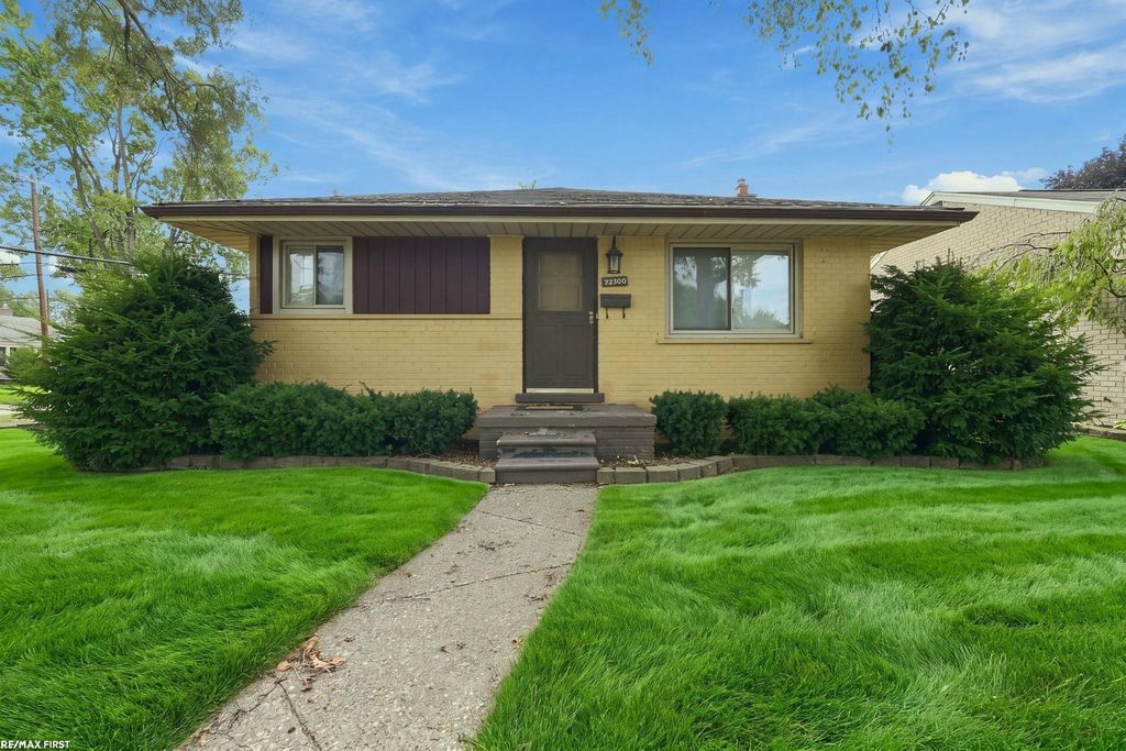 28298 Edward Ave, Madison Heights
