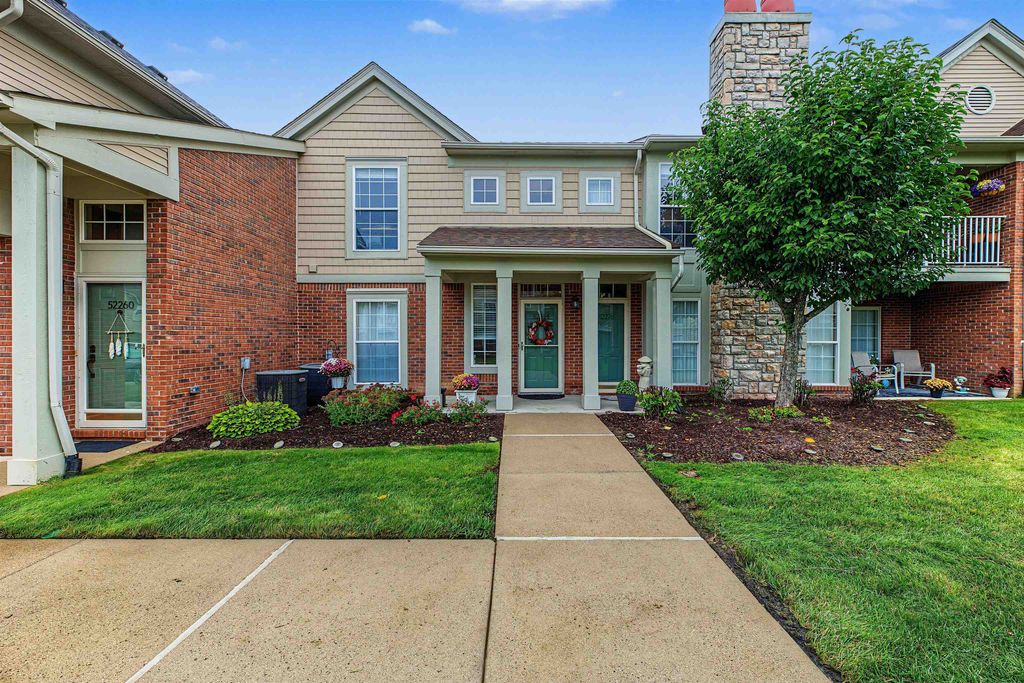 52268 Naugatuck Dr, Macomb Twp