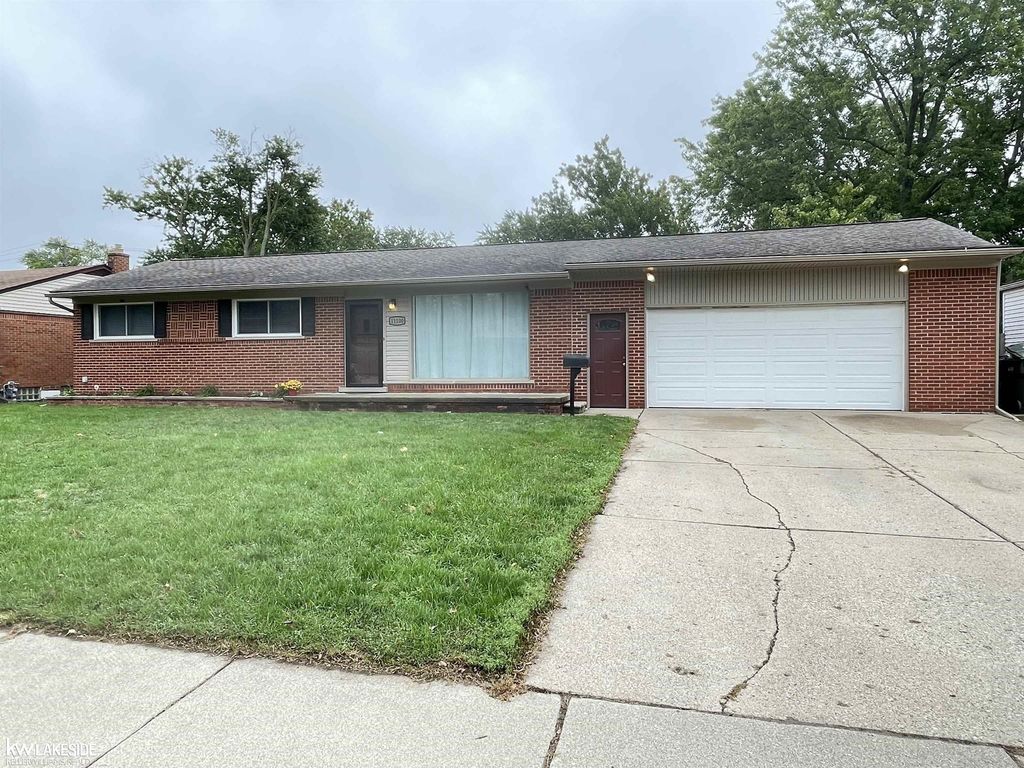 11100 Erdmann Rd, Sterling Heights