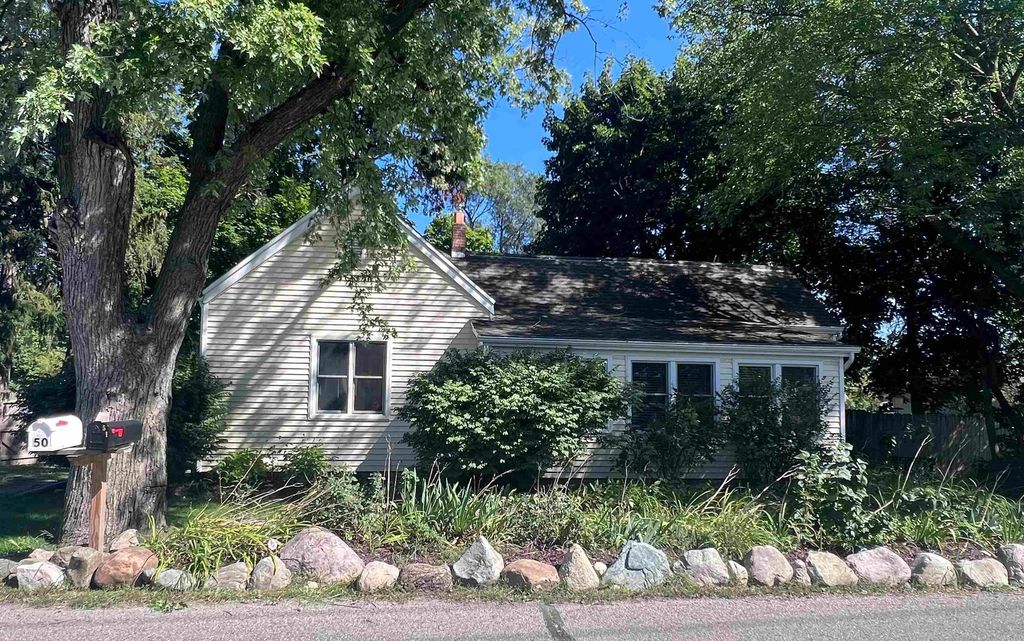 51 Juniper St, Auburn Hills