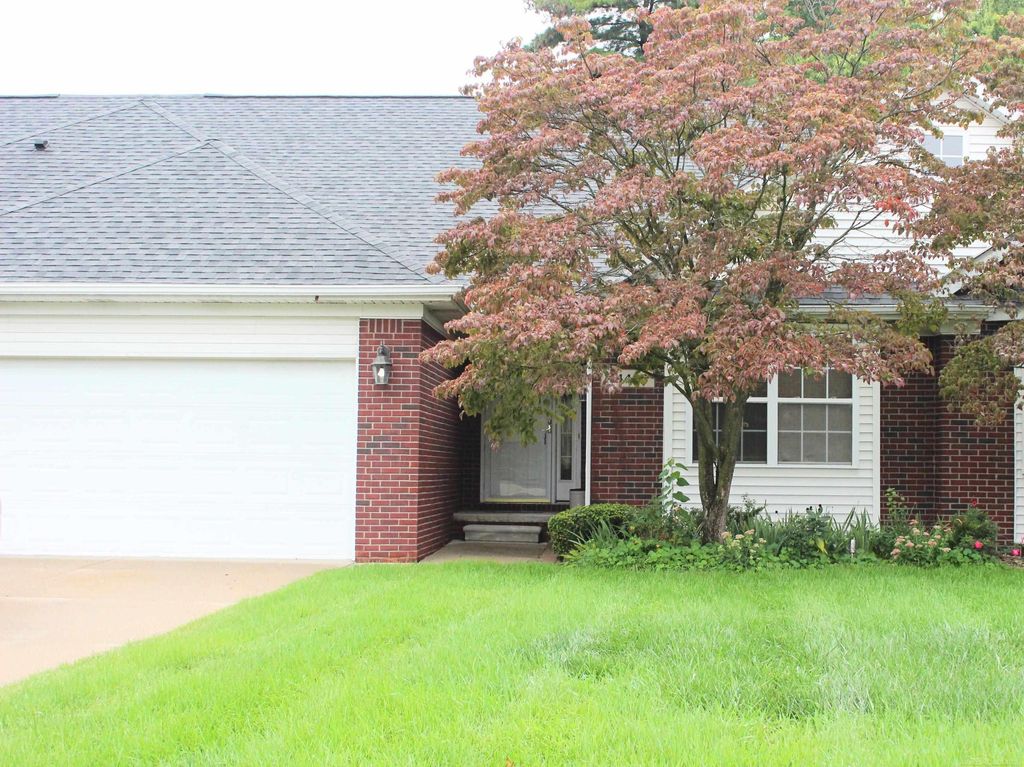 44443 Patricia Dr, Sterling Heights