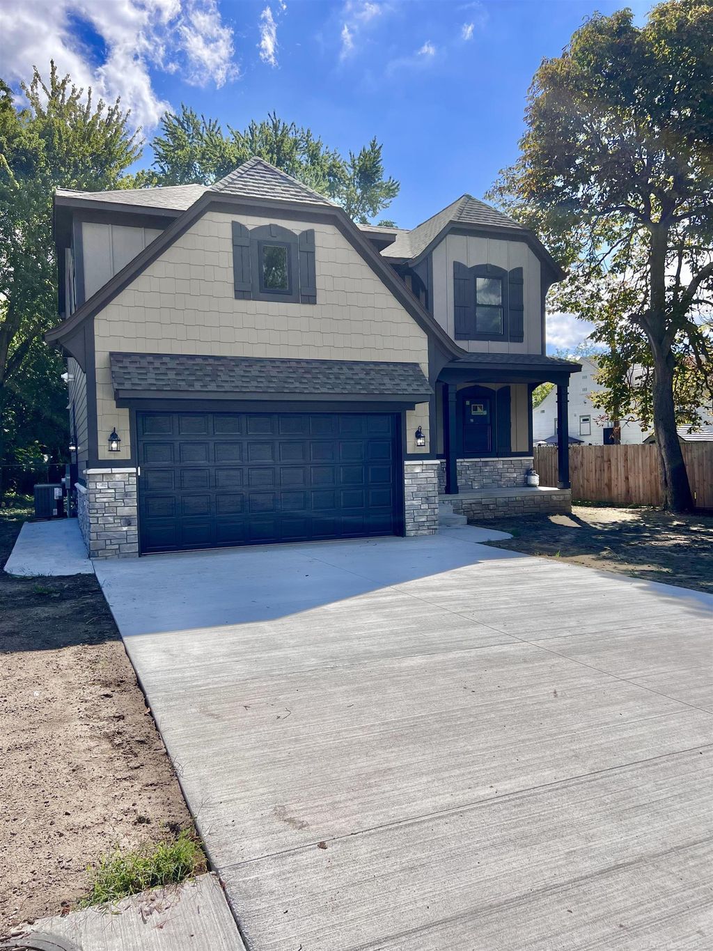 1510 Michigan St, Algonac