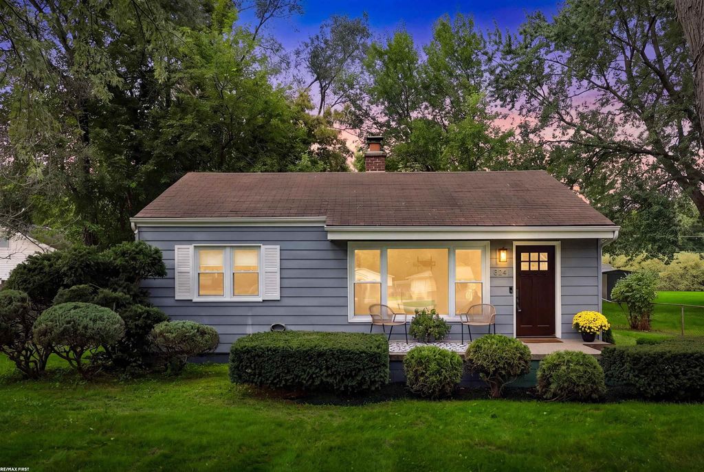 8241 Russell St, Utica