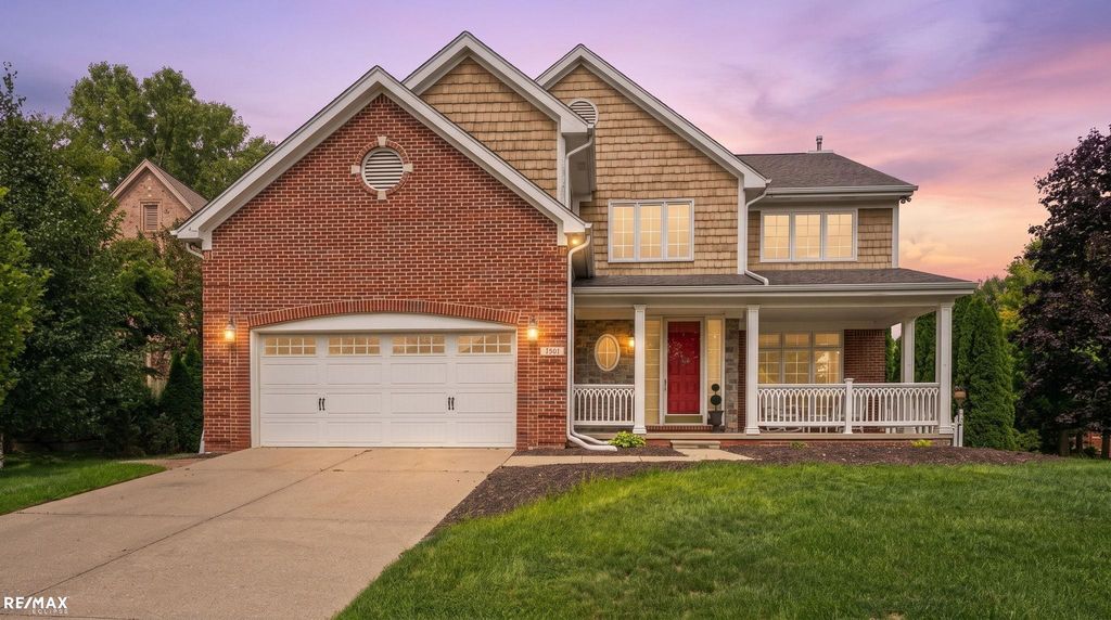 1357 Kentfield Dr Dr, Rochester
