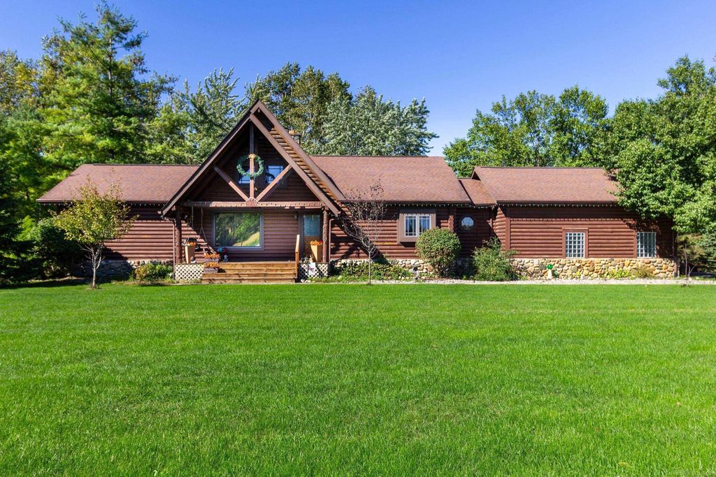 6845 Kelly Rd, Yale