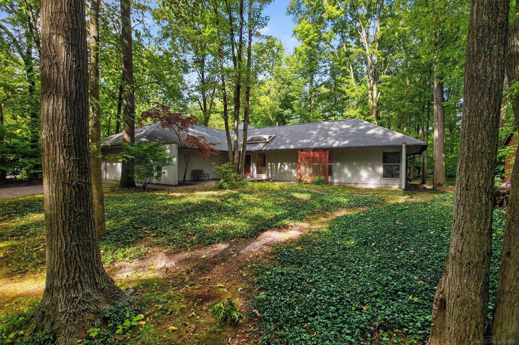 4410 Partridge Ln, Midland