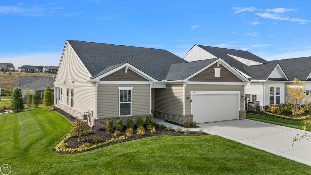 4162 Flagstone Dr, Milford charter township