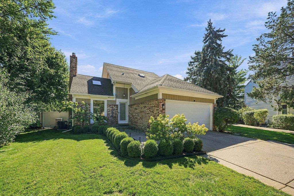 1699 Hanley Ct, Birmingham