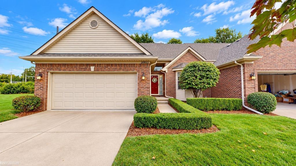 20833 Belclare Dr, Macomb